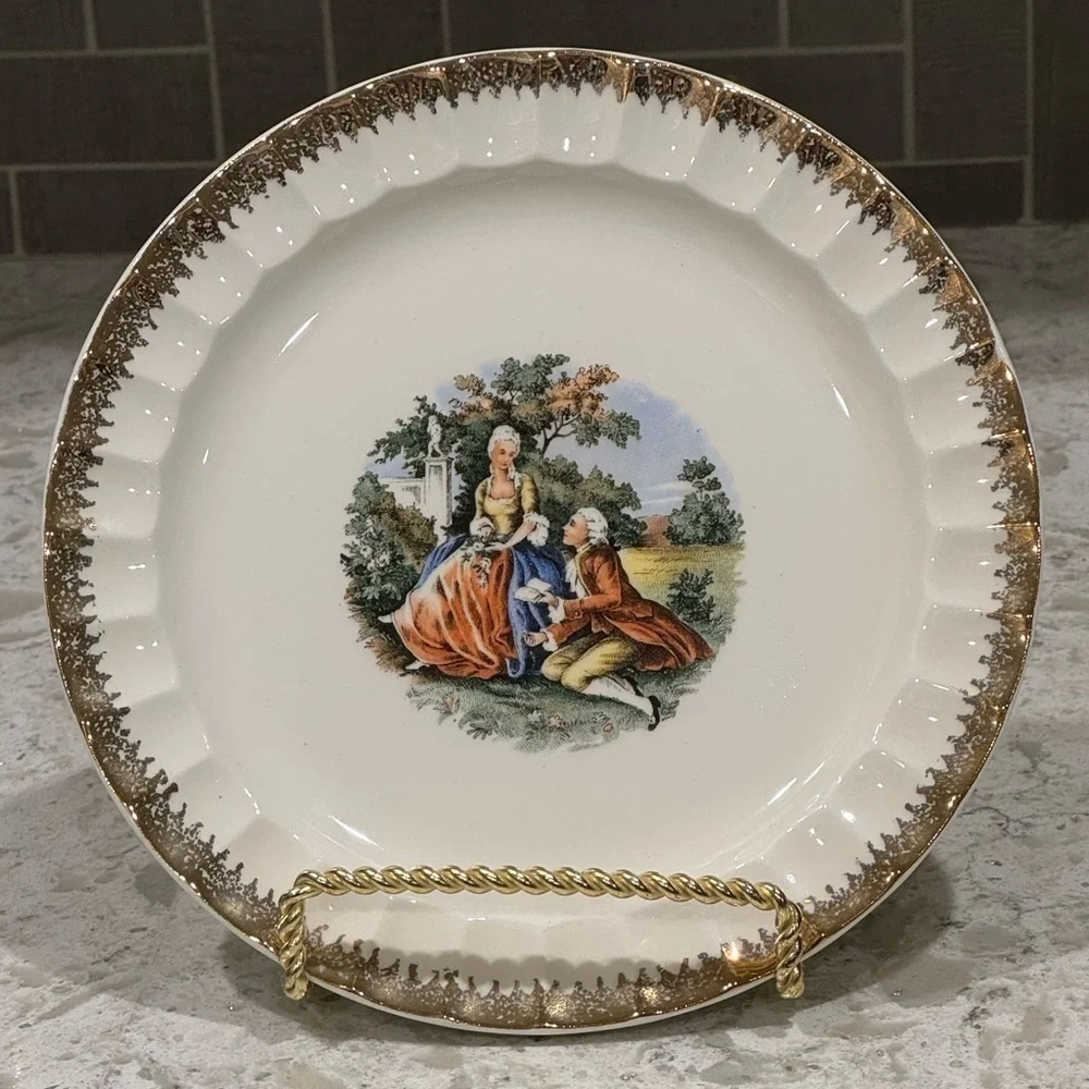 RARE FIND~VINTAGE 1900’s~6-SALAD PLATES~GOLD RIM~VICTORIAN SCENE CENTER~NICE~KPY